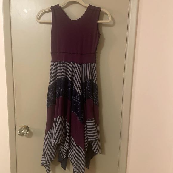 ? Dresses & Skirts - Size small unique dress